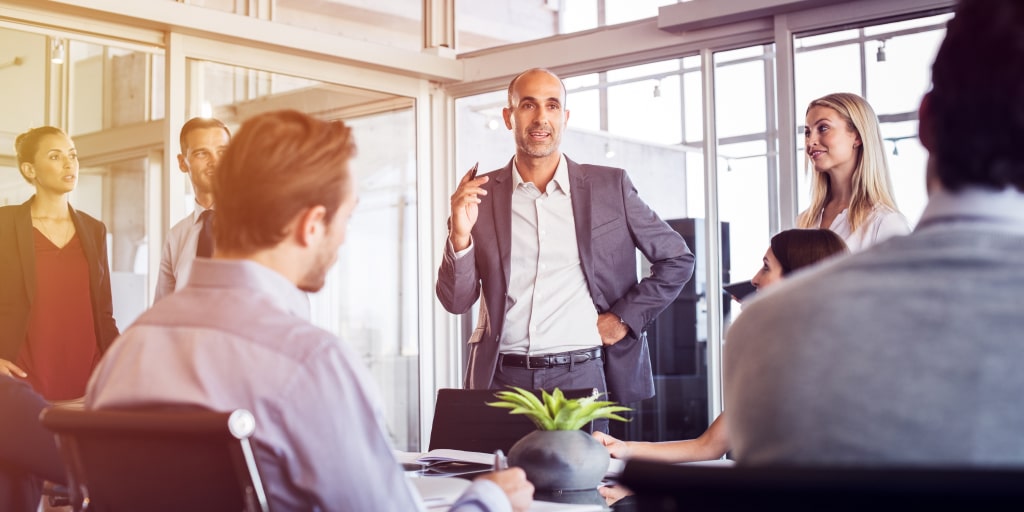 Leveraging AI for Competitive Advantage: Insights for SMBs