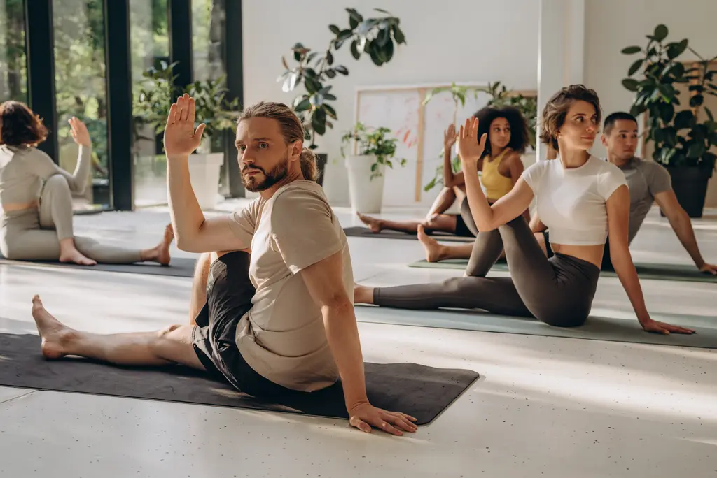 7 Steps to Frictionless Hybrid Studio Scheduling