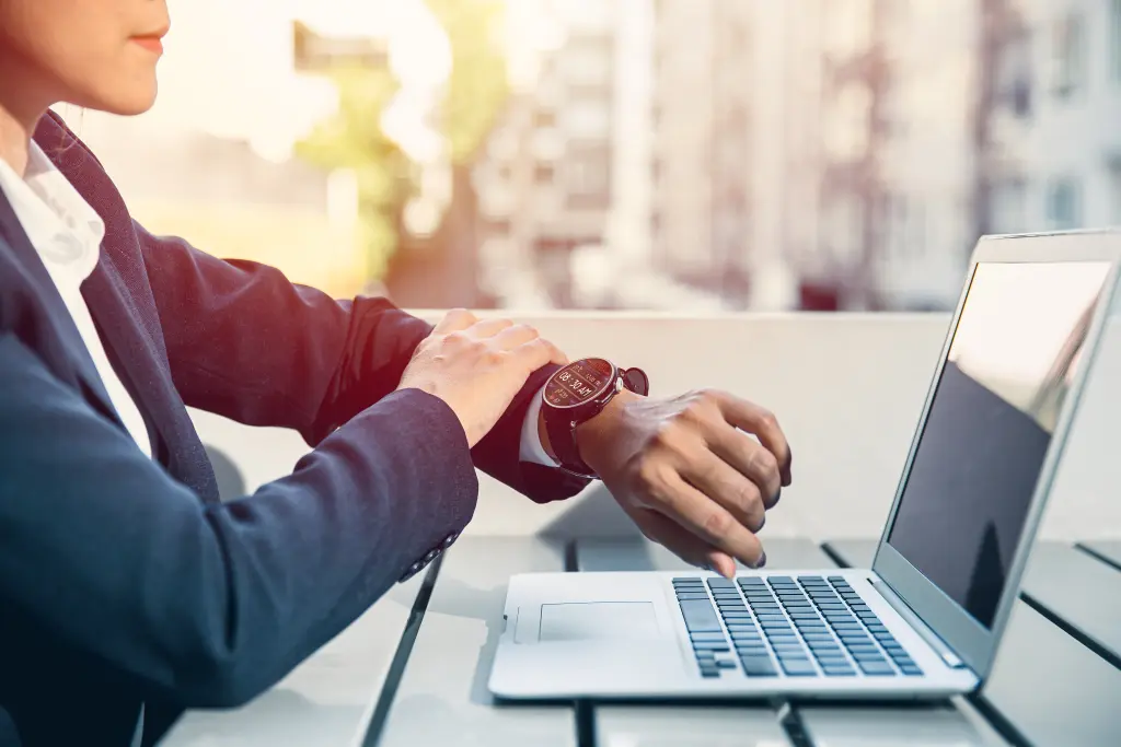 Track time and forecast deadlines with AI