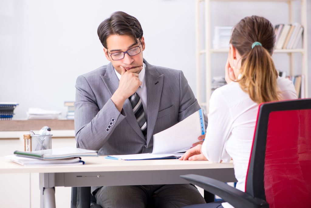 11 Essential Sales Tools Every Sales Reps Should Use