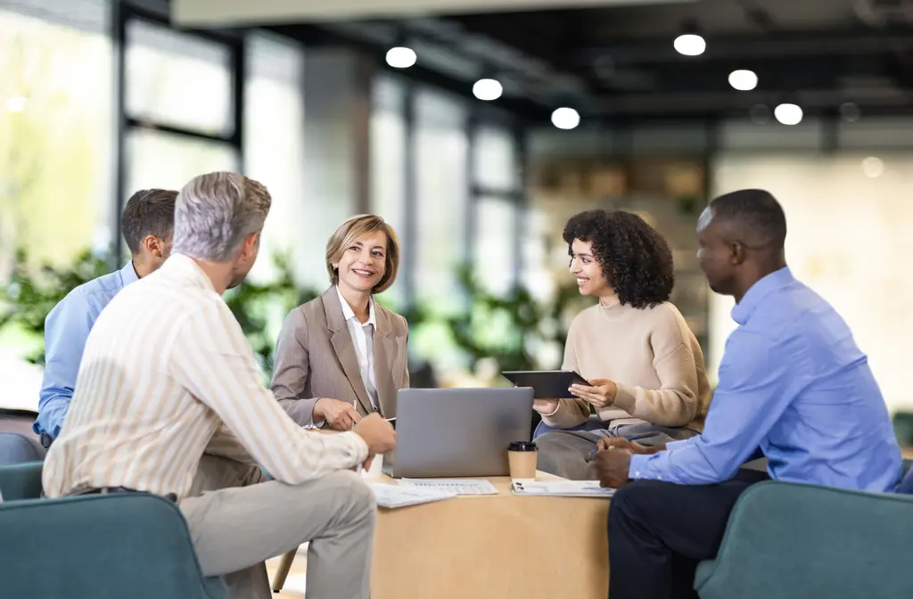 How to Manage a Global Company Without Losing Your Mind: The Ultimate Guide to Global Operations Platforms