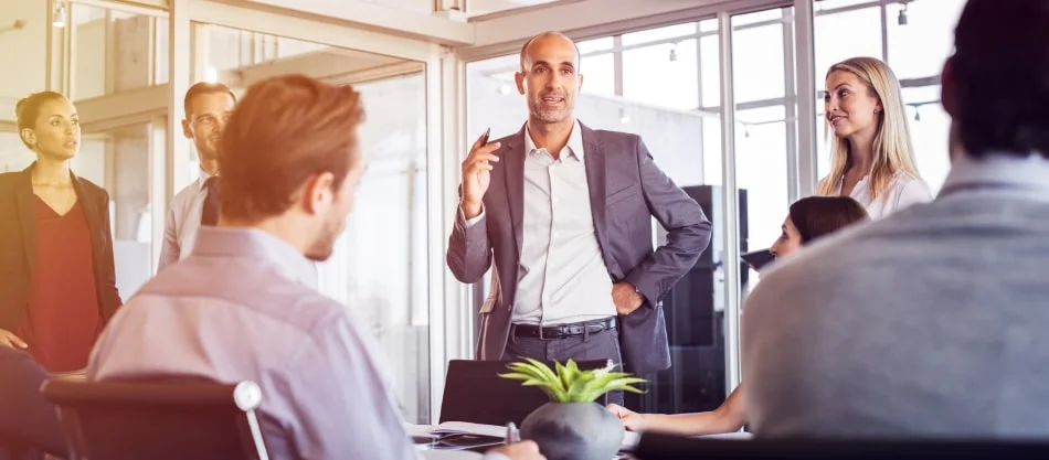 How To Run a Strategy Meeting: 10 Essential Steps