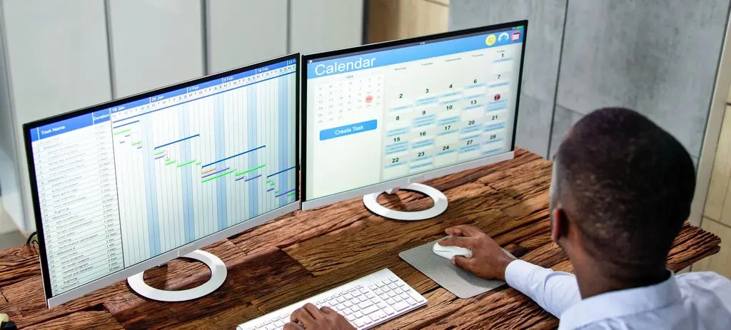 Streamlining Gantt Charts: 11 Smart Solutions for Common Project Management Issues