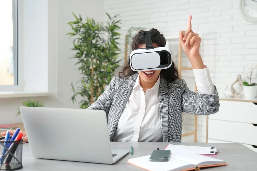 The Future of Sales: Integrating VR in Customer Demos