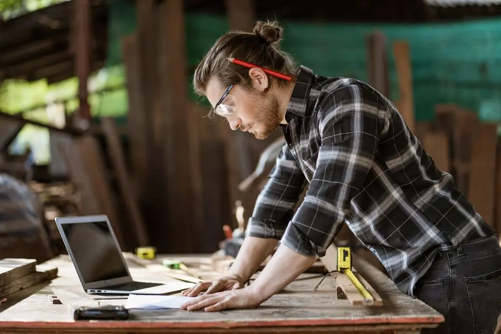 Top 10 Website Builders for Artists