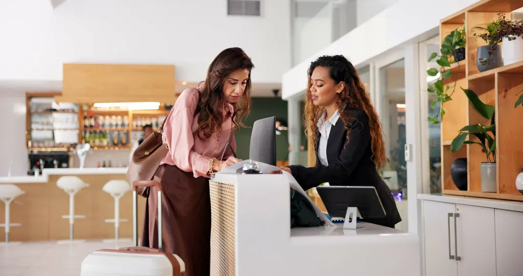 6 Ways Hotel CRM Software Can Enhance Guest Loyalty