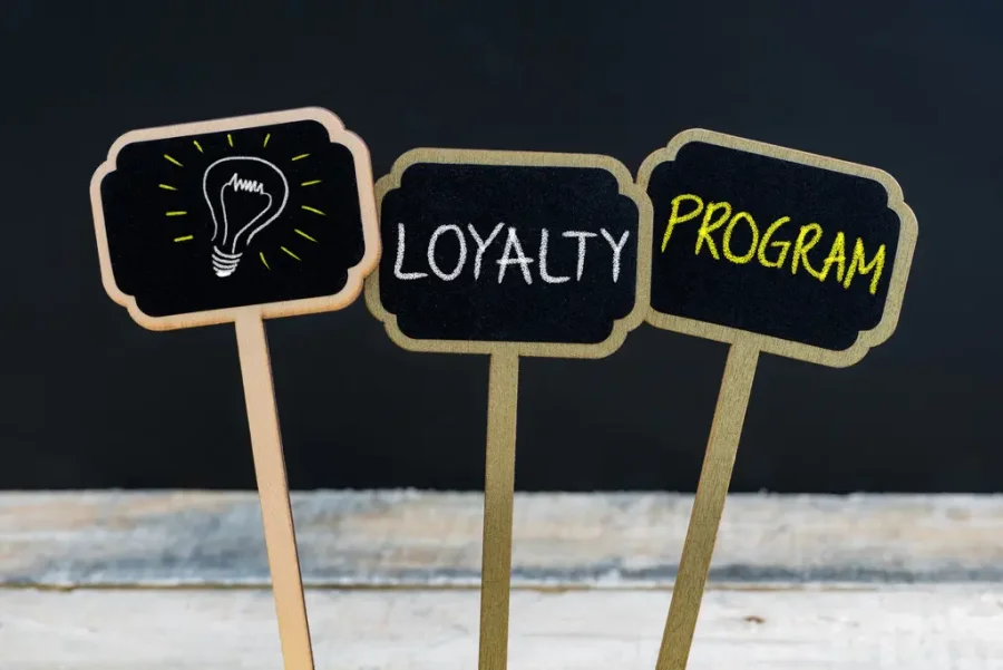 Loyalty & memberships: segments, service bundles, upsell