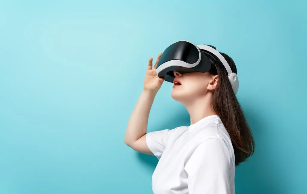The Future of Sales: Integrating VR in Customer Demos