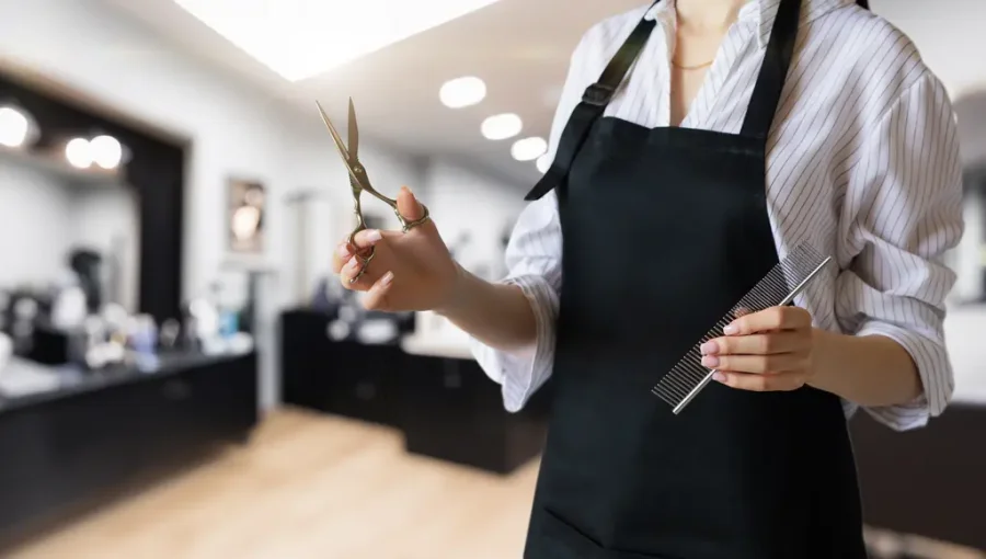 The Barbershop Auto-Funnel in Bitrix24: From Losing Revenue to Loyal Customers